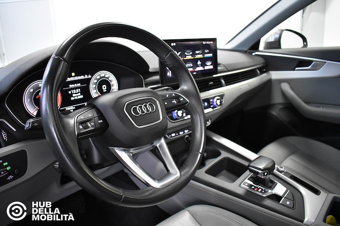 AUDI A4 Avant 40 TDI quattro S tronic Business Advanced